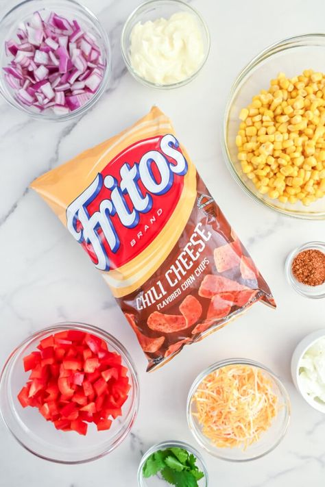 Fritos Corn Salad Frito Dip, Chili Fritos, Fritos Corn Salad, Chili Side Dishes, Frito Corn Salad, Frito Chili, Chili Cheese Fritos, Mexican Dip, Easy Potato Salad