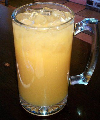 Mexican Pineapple, Mexican Beverages, Pineapple Beer, Home Made Beer, Mexican Party Food, Mead Recipe, Homemade Alcohol, Beer Recipe, Homemade Liquor