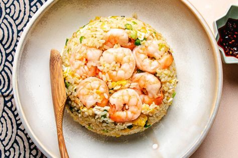 Din Tai Fung shrimp and egg fried rice Shrimp Egg Fried Rice, Healthy Asian Dinner Recipes, Recipe With Shrimp, Fried Rice Seasoning, Shrimp And Eggs, Asian Dinner, Healthy Asian, Din Tai Fung, Asian Dinner Recipes