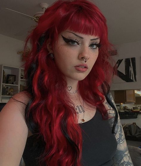 Red Black Hair With Bangs, Cool Alternative Hair, Medium Lenght Shag, Red Hair Black Eyebrows, Red Hair Black Bangs, Goth Bangs Hair, Alt Colored Hair, Bright Red Hair With Bangs, Gothic Curly Hair