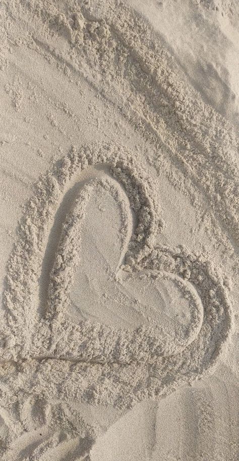 Heart Beach Wallpaper, Sand Asthetic Picture, Sand Wallpaper Aesthetic, Sand Heart Aesthetic, Heart Sand Picture, Beach Sand Wallpaper, Heart In Sand, Sand Aesthetic, Sand Heart