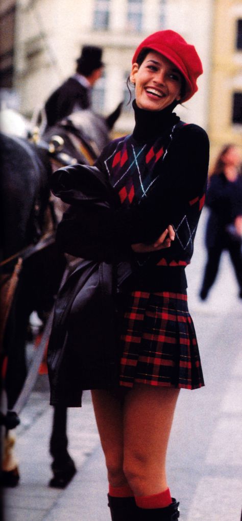 PERIODICULT 1990-1999: Photo 90s Fashion Party, Party Style Outfit, Fashion 1990s, Tartan Fashion, Fashion Decades, Kilt Outfits, 90s Model, 20th Century Fashion, Vintage Preppy