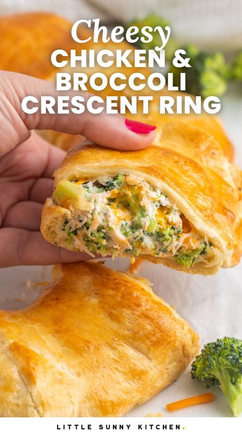 Discover this quick and easy cheesy chicken and broccoli crescent ring recipe! Perfect for family meals and ideal for storing leftovers. A fun, simple dish everyone will enjoy. Chicken And Broccoli Crescent Ring, Broccoli Ham And Cheddar Chicken Roll, Chicken And Broccoli Wrap, Cheesesteak Crescent Rolls, Chicken Broccoli Braid Recipe, Broccoli Chicken Crescent Rolls, Crescent Roll Recipes Chicken Broccoli, Chicken Broccoli Pinwheels, Chicken Pillsbury Crescents