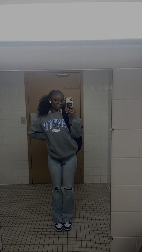 Homecoming Fall Outfits, First Day Of School Outfit College Winter, Hbcu Class Outfits, Hbcu Outfits Casual, Black College Girl Outfits Ideas, School Outfits Collage, Spelman College Outfits, First Day Of School Outfit Inspo 2023, College Outfits Hbcu