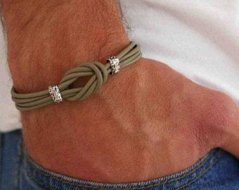 Male Bracelets, Mens Bracelet Fashion, Mens Cuff Bracelets, Celtic Bracelet, Diy Leather Bracelet, Leather Jewelry Diy, Mens Cuff, Gift Boyfriend, Bracelet Mens