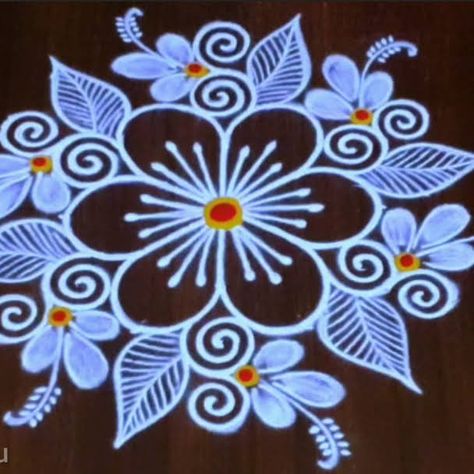 Small Flower Rangoli Designs Simple, Small Border Designs, Muggulu Design Simple With Colors, Simple Rangoli Images, Daily Rangoli Designs Easy, Easy Rangoli Patterns, Design Muggulu, Simple Art Designs, Daily Muggulu