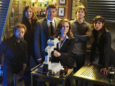 ‘Bones’ Finale Cut Short Due To Donald Trump’s Lengthy RNC Speech Temperance Bones, Michaela Conlin, Bones Series, Seeley Booth, Temperance Brennan, Bones Tv Series, Booth And Bones, Booth And Brennan, Forensic Anthropology