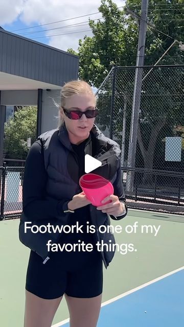 PlayBook Coach on Instagram: "@katemoloney_ shares some footwork fundamentals and a fun game to try in your next session ✨🏐   #playbetter #netball #footwork #netballdrills" Netball Coach Drills, Netball Footwork Drills, Netball Drills At Home, Netball Drills Coaching, Netball Drills Training, Netball Workout, Netball Aesthetic, Netball Coaching, Netball Training