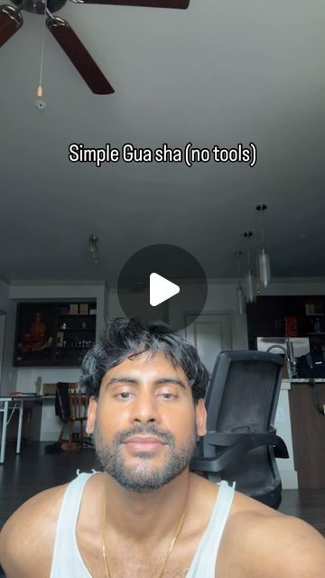 Gus Sha, Natural Beauty Remedies, Gua Sha Facial, Face Exercises, Facial Exercises, Beauty Tricks, Healthy Detox, Face Yoga, Massage Techniques