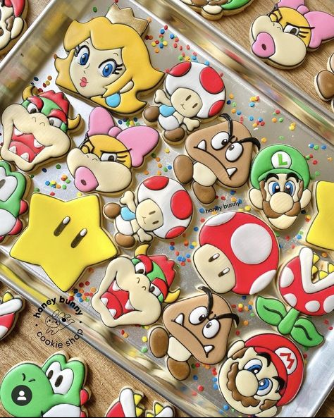 Bowser Cookies Decorated, Mario Birthday Party Cookies, Princess Peach Sugar Cookies, Princess Peach Cookies Decorated, Mario Bros Cookies Decorated, Super Mario And Princess Peach Party, Super Mario Bros Cookies, Princess Peach Cookies, Princess Peach Party Ideas