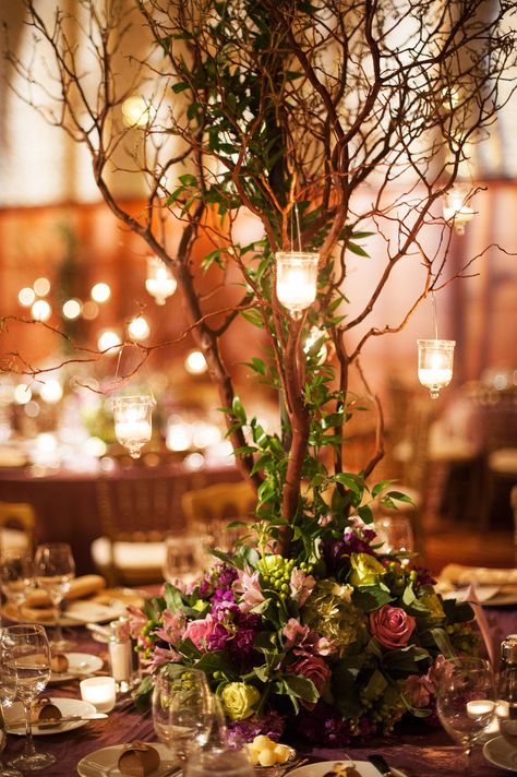 Wedding Tree Table, Tree Centerpieces Wedding Diy, Centerpiece With Branches Diy, Tree Centerpieces Wedding Forest Themes, Elven Wedding Centerpieces, Dark Forest Wedding Centerpieces, Tree Theme Wedding, Forest Theme Wedding Centerpieces, Fantasy Wedding Centerpieces