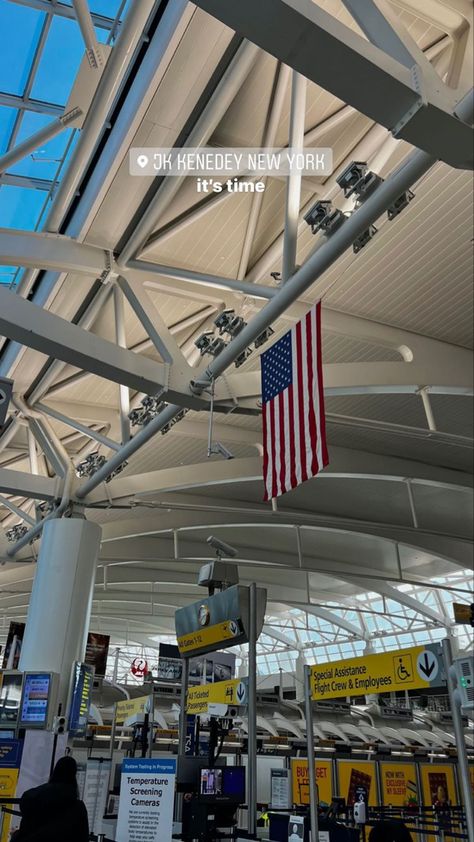 Usa Airport, New York Airport, Flight To New York, Cool Signatures, Flight Crew, Air Pods, City Photography, Blue Aesthetic, City Life