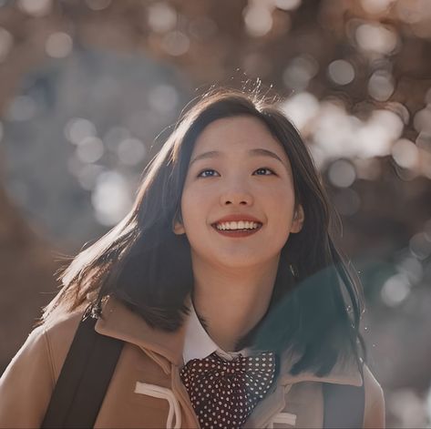 Kim Go Eun Goblin, Kim Go Eun Style, Ji Eun Tak, Goblin Korean Drama, Goblin Kdrama, Goblin The Lonely And Great God, Kim Go Eun, Korean Drama Best, Best Photo Poses