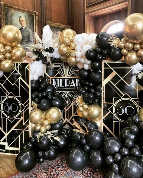 Harlem Nights Theme Party, Gatsby Decor, Harlem Nights Theme, Great Gatsby Party Decorations, Harlem Nights Party, Great Gatsby Prom, Gatsby Birthday Party, Gatsby Gala, Gatsby Party Decorations