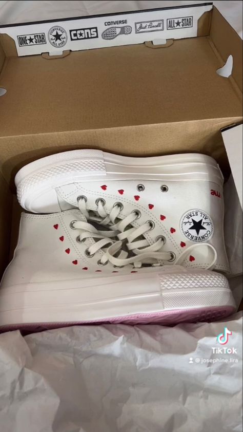 Converse
Valentines 
Pinterest
Tiktok Shoes With Hearts On Them, Converse Valentines Day Shoes, Valentines Day Converse, Converse Valentine, Converse Collection, Gucci Flip Flops, Cute Streetwear, Shoes For School, Dream Shoe