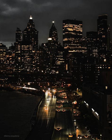 Nothing beats the breathtaking views of the #newyorkcity skyline from the #manhattanbridge A perfect blend of iconic architecture and city energy, reminding me why this city is the heart of the world. 📍Manhattan Bridge #shotoniohone 16 Pro Max #editedwithlightroom _________ #nycskyline #manhattanvibes #citythatneversleeps #empirestateofmind #nycviews #igersnewyork Iconic Architecture, Manhattan Bridge, Empire State Of Mind, Nyc Skyline, City That Never Sleeps, This City, Breathtaking Views, Manhattan, Bridge