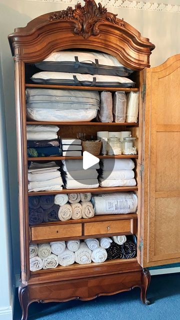 JEN CONNELL | Interiors & Lifestyle on Instagram: "How I organised my linen cabinet! We don’t have a traditional hot press so we picked up this antique French armoire to store all our bed linen, towels and toiletry backstock. Now I just need to find some labels for each shelf. What do you think? ❤️

#linencloset #linen #organisation #mariekondo #antique #armoire #irish #georgianhouse #georgianarchitecture #georgian #historic #historichomes #interior #interiordesign #interiør #interiör #interiorstyling #interiordecor #decor #décor #apartmenttherapy #vogue #vogueliving #elledecor #houseandhome #homedecor #homesweethome #home #homedecoration #house" Antique Towel Cabinet, Antique Linen Cabinet, Linen Press Cupboard, French Wardrobe Furniture, Linen Organisation, Bathroom Armoire, Antique French Bedroom, Armoire Repurpose, Bedroom Wardrobe Ideas