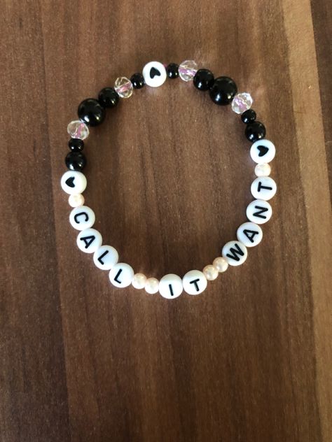 Getaway Car Bracelet Taylor Swift, Call It What You Want Taylor Swift, Eras Tour Debut, Ts Bracelet, Swift Bracelet, Taylor Swift Bracelets, Swift Bracelets, Bracelets Ideas, Nye Party