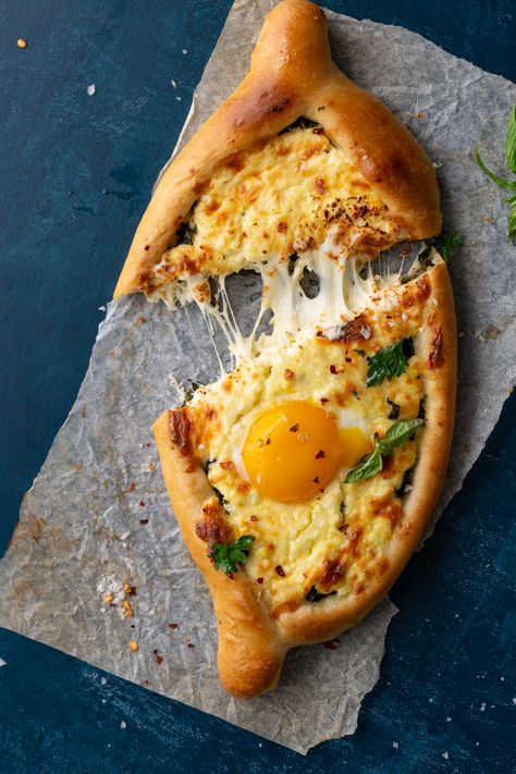 Khachapuri Recipe Georgia, Georgian Cheese Bread, Georgian Food Photography, Salt Bread, Georgian Cuisine, Georgian Food, Muar, Cheese Bread, European Food