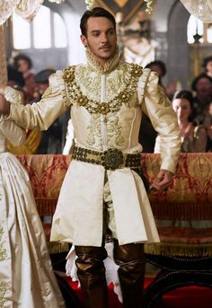 Movie costumes : The Tudors on Pinterest | Tudor, Anne Boleyn and ... The Tudors Costumes, Tudor Dress, Tudor Fashion, Tudor Costumes, Don Pedro, Tudor Era, The Tudors, King Henry Viii, Jonathan Rhys Meyers