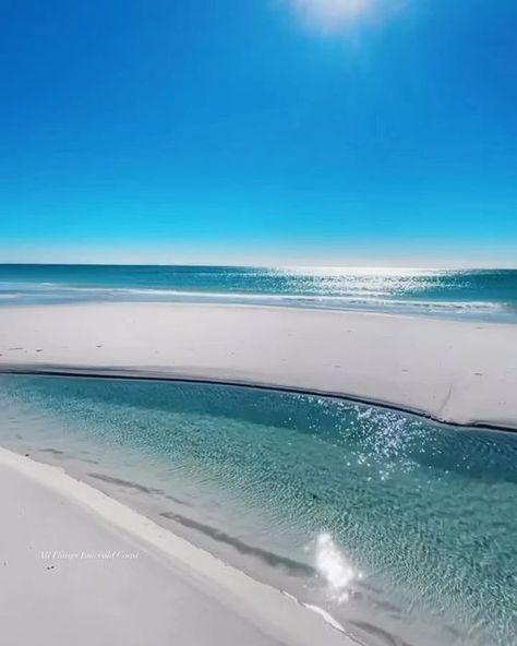 Photos / Travel on Instagram: "Beach days along the Emerald Coast in Florida, USA 🌊 TAG someone who needs to visit Florida 🩵 Videos by: @allthingsemeraldcoast" Florida Videos, Emerald Coast Florida, 2023 Beach, Nature Scene Tattoo, Nature Bookmarks, Visit Florida, Emerald Coast, Instagram Beach, Florida Usa