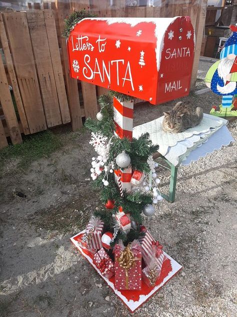 Santa Mailbox Ideas Diy Outside, Santa’s Mailbox Diy, Diy Santa Mailbox Ideas, Santa Mailbox Ideas Diy, Santa Mailbox Diy, Diy Holiday Crafts, Christmas Whimsical, Santa Mailbox, Outdoor Christmas Decor Ideas