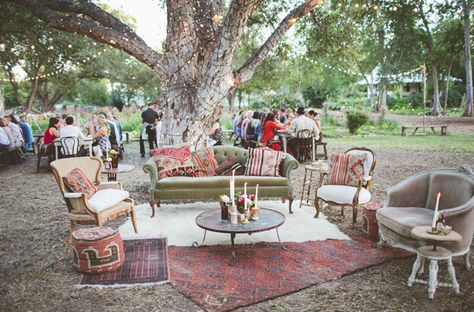 Not the style, but love the idea of sitting areas like this maybe around fire or just near eating tables Wedding Lounge Area, Deco Champetre, Wedding Lounge, Indie Wedding, Wedding Furniture, Vintage Props, Eclectic Wedding, Wedding Aisle Decorations, Wedding Boho