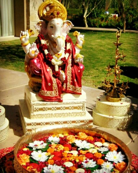 An indian hindu wedding is never complete without lord ganesha.An entrance decor idea that is both divine and beautiful.. #royalweddingplanners #event #indianwedding #indianrituals❤️ #tradition#swagat Indian Wedding Entrance Decor Ganesha, Attire Wedding Invitation, Wedding Attire Wording, Indian Hindu Wedding, Entrance Wedding, Hindu Wedding Decorations, Hindu Weddings, Rustic Wedding Photography, Barn Wedding Photos