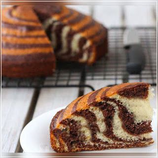 Mapishi Jifunze: ZEBRA CAKE RECIPE Zebra Cake Recipe, Bakery Goodies, Zebra Cakes, Easy Vanilla Cake, Moist Cake Recipe, Easy Vanilla Cake Recipe, African Foods, Marble Cake Recipes, Batter Mix