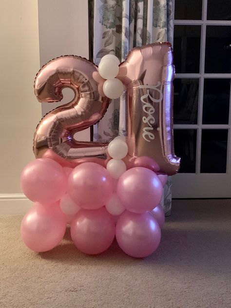 21st Birthday Balloon Ideas, Simple Balloon Bouquet, Birthday Balloon Ideas, 21st Birthday Balloons, Stitch Birthday, Balloon Ideas, Diy Birthday Decorations, Birthday Decoration, Birthday Photoshoot