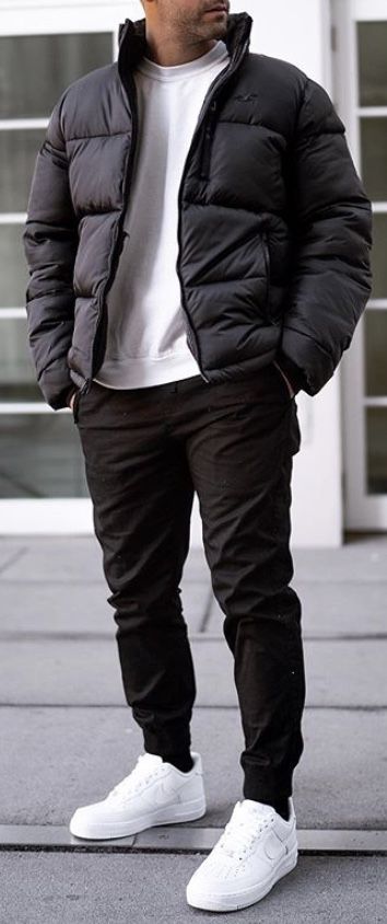 Men’s Black Puffer Jacket, Black Puffer Jacket Outfit Men, Street Styles 2023, Down Jacket Outfit, Black Puffer Jacket Outfit, Puffer Jacket Outfit Men, Puffer Jacket Outfits, Jacket Outfit Men, Black Jacket Outfit