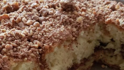 Jewish Coffee Cake, Cinnamon Streusel Coffee Cake, Baking List, Brunch Cake, Streusel Coffee Cake, Cinnamon Streusel, Blogger Photos, Loaf Recipes, Coffee Cakes