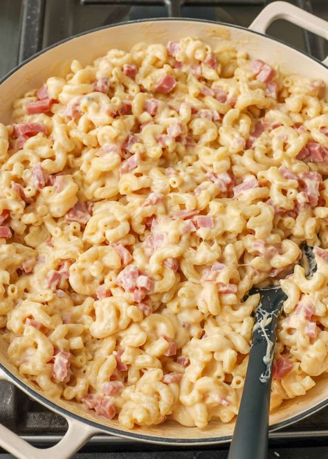 Mac and Cheese with Ham Mack And Cheese Recipe, Mac And Cheese With Ham, Ham Mac And Cheese, Lazy Lasagna Recipe, Cheesy Sausage Pasta, Cheese Mac And Cheese, Ham Pasta, Homemade Ham, Stovetop Mac And Cheese