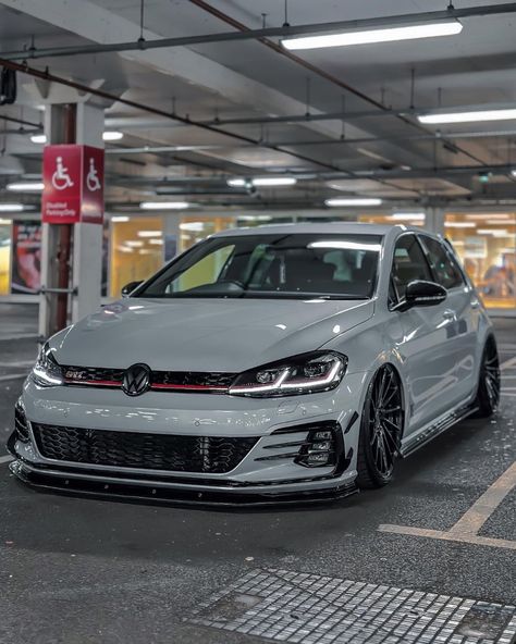 Golf Gti Sport, New Golf Gti, Vw Golf R Mk7, Gti Car, Van Volkswagen, Golf R Mk7, Vw R32, Polo Car, Golf 7 R