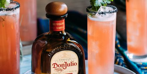 Reposado Margarita, Don Julio Reposado, Tequila Don Julio, Tequila Cocktail Recipes, Don Julio Tequila, Hot Chocolate Cocktail, Paloma Recipe, Tequila Cocktail, Chocolate Cocktails