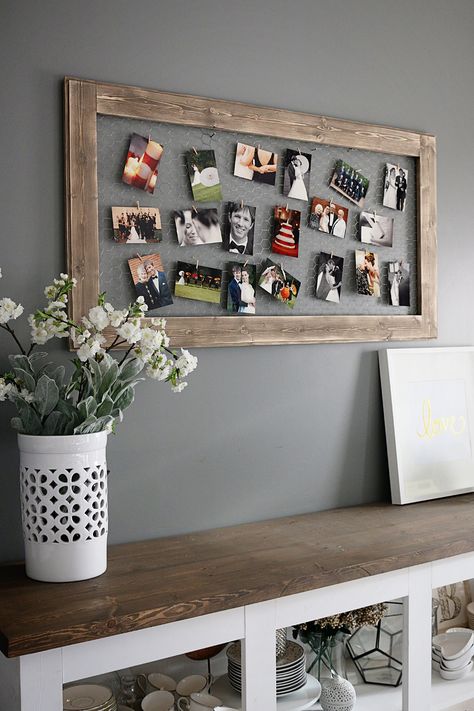 Chicken Wire Photo Frame - Bower Power Concrete Bathroom Design, Chicken Wire Diy, Vstupná Hala, Wire Diy, Dekor Diy, Diy Picture, Wood Bar, Chicken Wire, Pallet Ideas