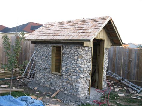 Building A Stone Shed - Page 2 | Page 2 - TractorByNet Small Stone Building, Stone Shed Ideas, Diy Stone House, Building With Rocks Stones, Building A Stone House, How To Build A Stone House, Stone Shed, Rock Building, Stone Cabin