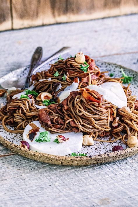 Sticky Balsamic Pasta with Tangled Carrots - My Kitchen Little Pasta Side Dish, Balsamic Carrots Roasted, Balsamic Pasta, Pasta Side, Creamy Mushroom Pasta, Pasta Noodle Recipe, Pasta Side Dishes, Pasta Sides, Honey Balsamic