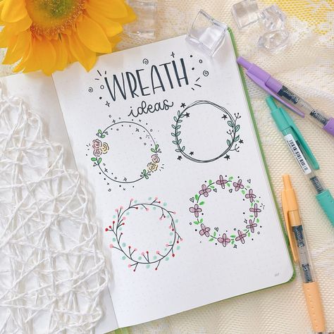 Titles Ideas, Stationery Pal, Paper Art Design, Bullet Journal Paper, Wreath Garland, Page Borders Design, Diy Journal Books, Bullet Journal Diy, Bullet Journal Design Ideas