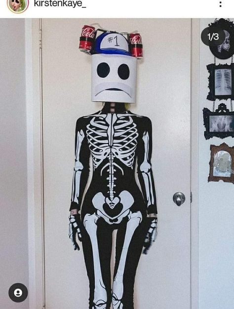 Smitty Werbenjagermanjensen, Funny Halloween Costumes College, Smitty Werbenjagermanjensen Costume, Spongebob Halloween, Spongebob Birthday Party Decorations, Spongebob Costume, Spongebob Birthday Party, Spongebob Party, Spongebob Birthday