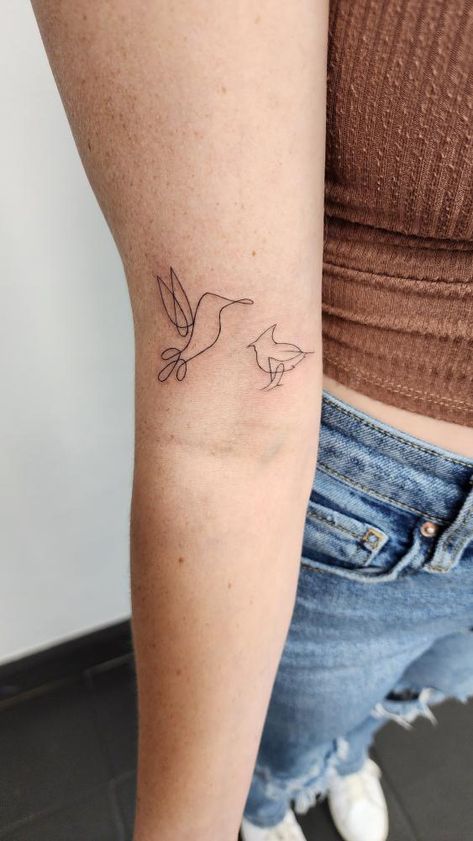 Hummingbird Cardinal Tattoo, Fineline Cardinal Tattoo, Cardinal And Hummingbird Together Tattoo, Cardinal Hummingbird Tattoo, Tattoo Ideas Cardinal, Cardinal And Butterfly Tattoo, Cardinal And Hummingbird Tattoo, Hummingbird And Cardinal Tattoo, Two Cardinals Tattoo