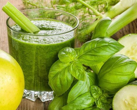 Basil Smoothie Recipe, Basil Water, Basil Smoothie, 30 Day Detox, Easy Green Smoothie, Energy Smoothies, Juice Fast, Green Drinks, Avocado Smoothie