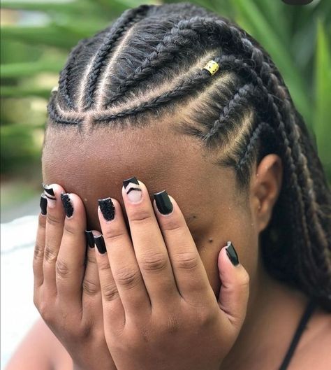 Braided Back Hairstyles Black Women, Cool Cornrow Braids, Braids For Working Out, Cornrow Undercut, Natural Hair Braid Styles Cornrows, Corn Row Box Braids Hairstyles, Baird Hair Hairstyles, Summer Braided Hairstyles For Black Hair, Cool Braids For Medium Hair