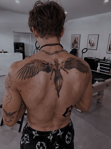 Angel Wings Tattoo On Back, Angel Back Tattoo, Archangel Michael Tattoo, Wing Tattoos On Back, Underarm Tattoo, Wing Tattoo Men, Archangel Tattoo, Tatted Men, Upper Back Tattoos