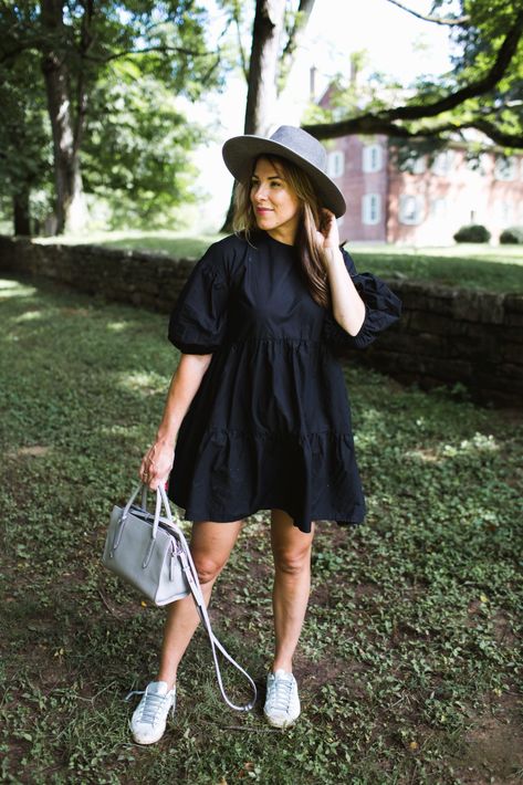 Ruffle Dress With Sneakers, Black Easter Outfit, Flowy Dress With Sneakers, Black Dress Sneakers Outfit, Dress And Sneakers Outfit Black Women, Black Stockings With Dress, Black Dress And Sneakers Outfit, Black Dress White Sneakers, P448 Sneakers Outfit