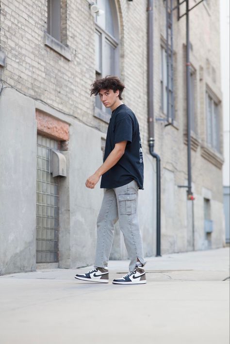 Jordan’s Jordan 1low Outfit Men, Air Jordan Summer Outfit, Mens Jordan 1 Low Outfit, Aj1 Low Outfit Man, Nike Air Jordan Outfit Men, Jordan Mids Outfit, Mens Jordan 1 Outfit, Air Jordan 1 Outfit Men Fashion Styles, Jordan 1 Outfit Men Streetwear