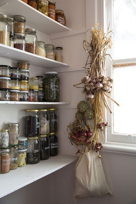 Kitchen Cubby, Canning Pantry, Shelf Makeover, Open Pantry, Organized Pantry, Minimal Packaging, Zero Waste Kitchen, Spice Storage, Kitchen Spices