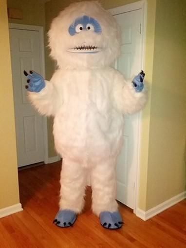 Hot Sale Best Sell Mascot White Snow Monster Yeti Mascot Costume Customized Abominable Snowman Monster Cartoon Character Mascotte Outfit Sui From Bestdress, $167.54 | Dhgate.Com Yeti Spaghetti, Giant Costume, Yeti Costume, Enterprise Logo, Parade Ideas, Monster Cartoon, Snow Monster, Winter Carnival, Eagle Mascot