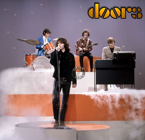 Morrison / Doors - Jonathan Winters Show 1967 The Doors Concert, Ray Manzarek, Greg Williams, The Doors Jim Morrison, The Doors Of Perception, Swinging Sixties, Rock Groups, Jim Morrison, Blues Rock