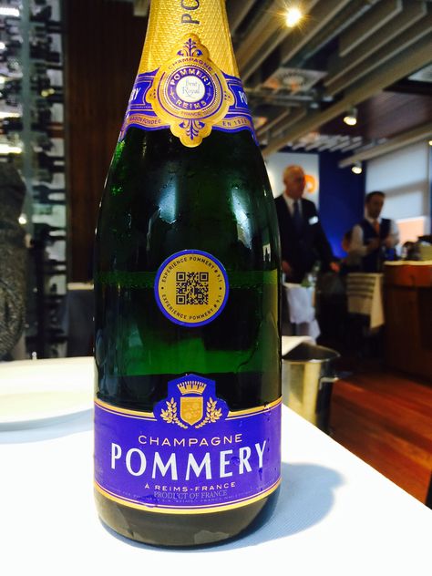 Champán Pommery Champagne Pommery Champagne France, Champagne France, Romantic Paris, Beer Bottle, Products I Love, Champagne, Bubbles, Beer, Paris